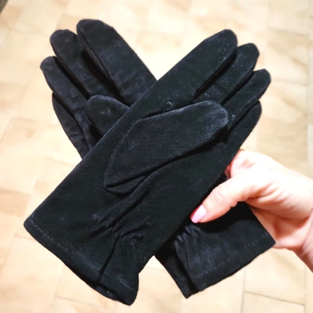 Fownes Ladies Black Suede Gloves